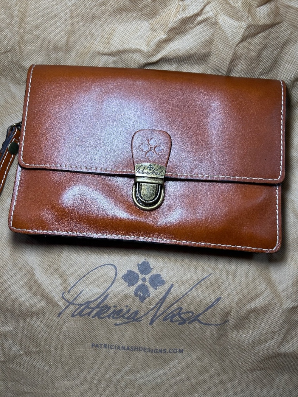 Patricia Nash cross body